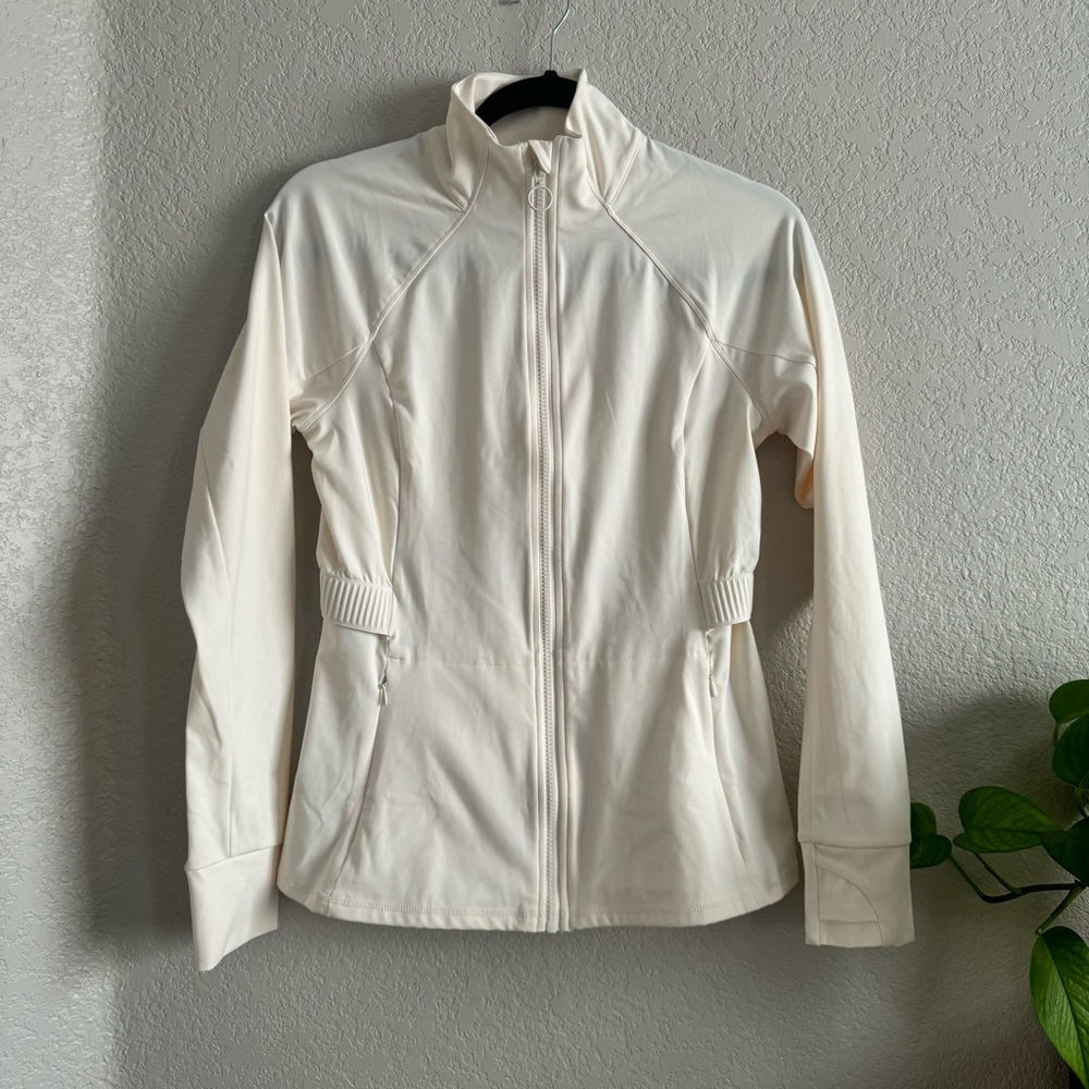 Fabletics Trinity Utility Running Jacket - Picture 5 of 9